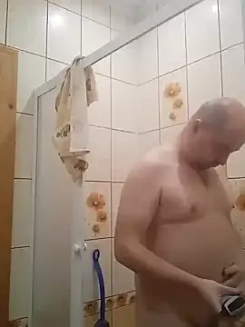 Snapshot of Luceriusbigass chatting on February 2025 06:01:01 PM Luceriusbigass online show from February 2025 06:01:01 PM