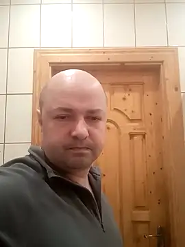 Snapshot of Luceriusbigass chatting on February 2026 04:58:02 PM Luceriusbigass online show from February 2026 04:58:02 PM