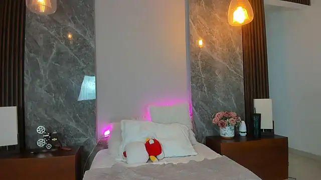 Snapshot of Scarlett_Evanss_ chatting on April 2026 11:48:01 AM Scarlett Evanss online show from April 2026 11:48:01 AM