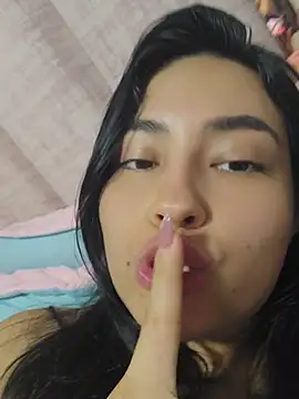 VioletRousee online show from July 2026 12:06:01 AM
