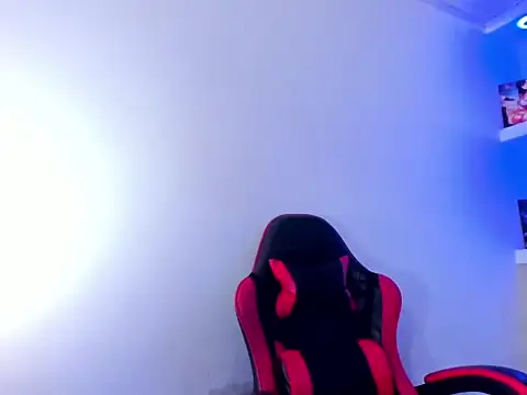 Snapshot of Noah_carter16 chatting on April 2026 12:21:01 PM Noah carter16 online show from April 2026 12:21:01 PM