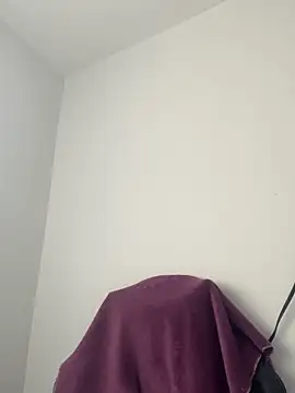 Snapshot of BellaTxM_ chatting on April 2026 05:51:01 PM BellaTxM online show from April 2026 05:51:01 PM