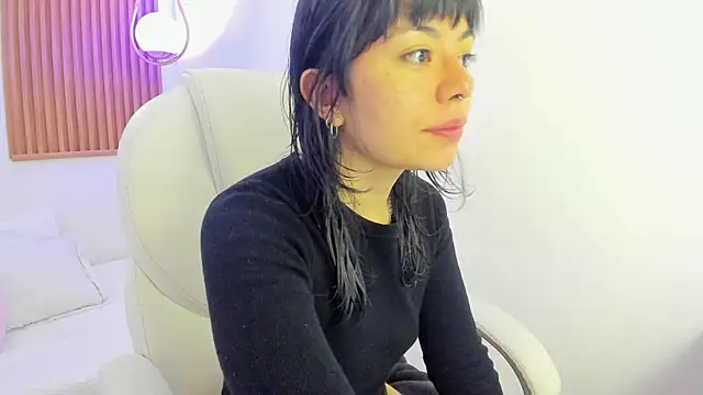 Snapshot of ghostmila chatting on April 2026 11:53:01 AM ghostmila online show from April 2026 11:53:01 AM