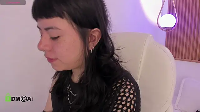 Snapshot of ghostmila chatting on May 2026 01:30:01 PM ghostmila online show from May 2026 01:30:01 PM