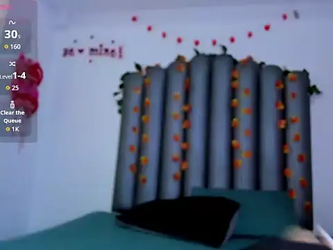 Carolinaa-03 online show from April 2026 08:14:02 PM