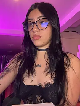 Snapshot of Kattze_ chatting on July 2026 04:06:02 AM Kattze online show from July 2026 04:06:02 AM