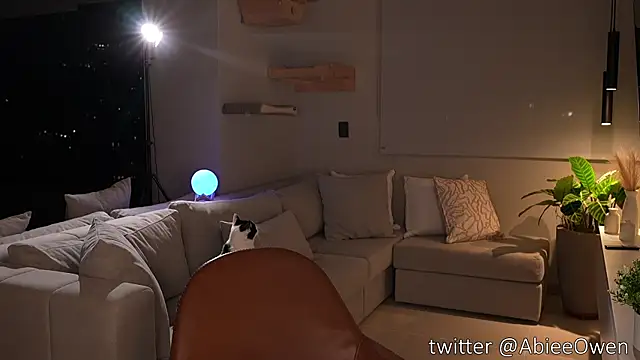 Snapshot of Abieowen4 chatting on July 2026 01:23:01 AM Abieowen4 online show from July 2026 01:23:01 AM