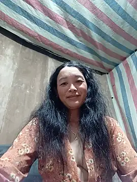 Snapshot of vanlucky2 chatting on July 2026 03:02:01 AM vanlucky2 online show from July 2026 03:02:01 AM
