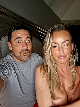 Farrah Fantasy online show from April 2026 01:44:02 AM