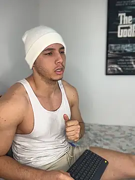 Max valiant online show from April 2026 08:01:02 PM