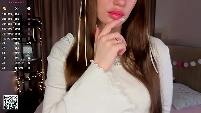 Snapshot of JerleneBelfy chatting on June 2026 03:37:02 AM JerleneBelfy online show from June 2026 03:37:02 AM