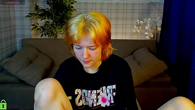 Star Bee online show from April 2026 01:11:02 AM