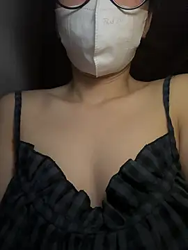 Tieu Vy online show from April 2026 04:01:01 PM