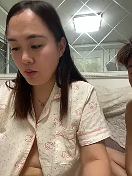 Snapshot of beibei-10 chatting on April 2026 11:45:02 AM beibei-10 online show from April 2026 11:45:02 AM
