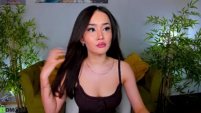 Riddle Lay online show from April 2026 09:56:02 AM