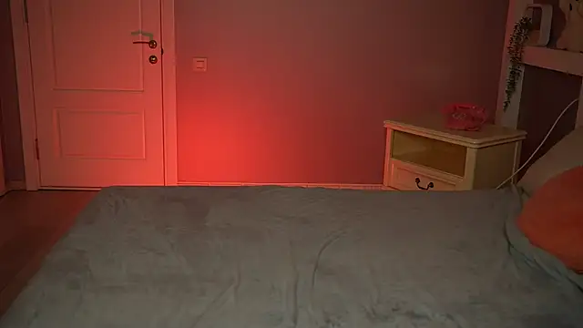 LilElfies online show from April 2026 09:53:02 PM