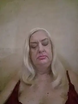 Julia20X online show from July 2026 01:15:01 PM