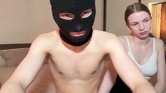 HotBabyCouple  online show from April 2026 08:17:02 AM