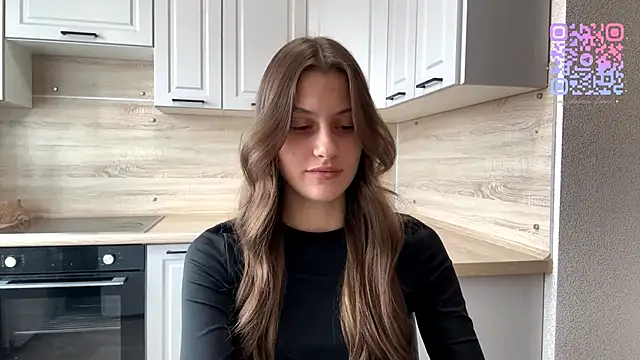 LiseVener online show from April 2026 07:15:02 AM