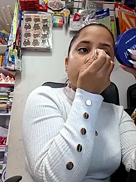 Michell Monrrone online show from April 2026 09:15:02 PM