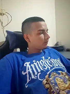 Snapshot of nino_oregano chatting on July 2026 01:48:02 PM nino oregano online show from July 2026 01:48:02 PM