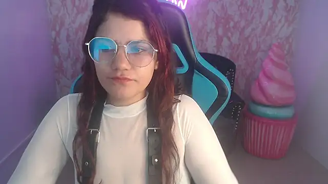 Scarlett jhonson ch online show from April 2026 12:32:02 PM