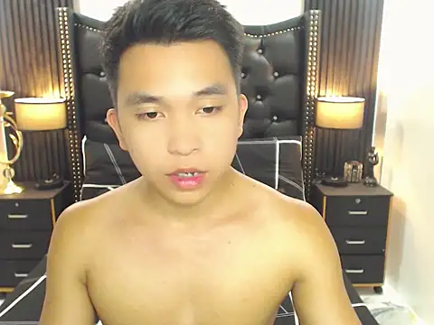 Snapshot of AsianRoman_Grey chatting on April 2026 05:46:02 AM AsianRoman Grey online show from April 2026 05:46:02 AM