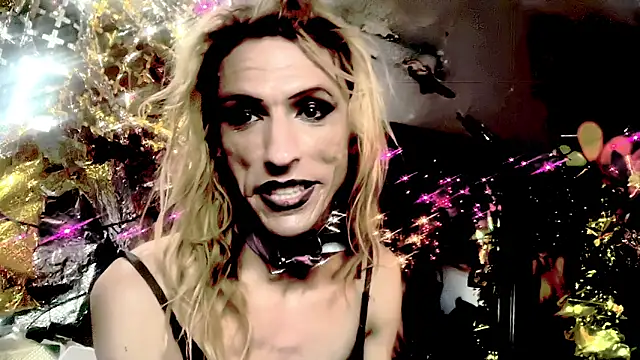 TgirlBrat online show from June 2026 12:41:02 AM