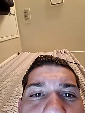 alexis21223 online show from April 2026 08:39:02 AM