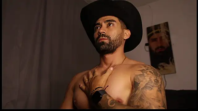 Snapshot of miike_smit chatting on April 2026 03:34:02 AM miike smit online show from April 2026 03:34:02 AM