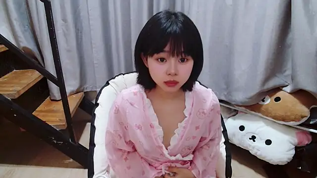 Betty-kim1 online show from April 2026 01:39:01 PM