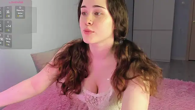 Snapshot of ChloeBlisss chatting on July 2026 11:49:02 AM ChloeBlisss online show from July 2026 11:49:02 AM
