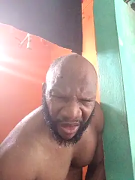 Snapshot of goodloveboss chatting on April 2026 05:17:01 PM goodloveboss online show from April 2026 05:17:01 PM