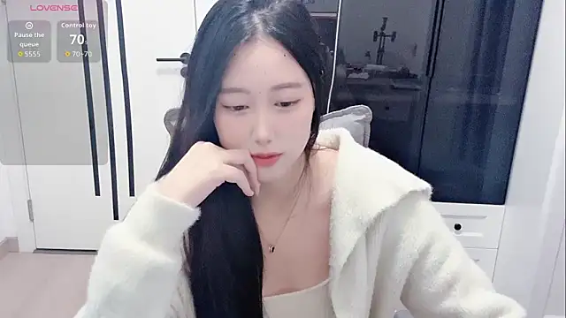 Snapshot of secret-sese chatting on April 2026 09:08:01 AM secret-sese online show from April 2026 09:08:01 AM