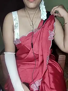 Snapshot of Tamilmoon006 chatting on May 2026 02:47:02 PM Tamilmoon006 online show from May 2026 02:47:02 PM