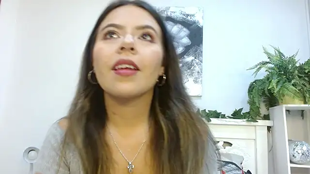 SalomeMartinez  online show from May 2026 03:39:01 PM