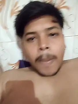 Snapshot of kdboy04 chatting on April 2026 07:14:01 AM kdboy04 online show from April 2026 07:14:01 AM