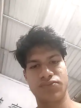 Snapshot of kdboy04 chatting on April 2026 06:31:02 PM kdboy04 online show from April 2026 06:31:02 PM