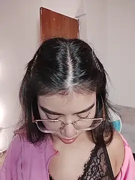 Iam eli09 online show from April 2026 10:59:02 PM