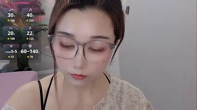 Snapshot of Yunxi- chatting on May 2026 01:49:01 PM Yunxi- online show from May 2026 01:49:01 PM