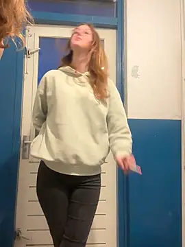 Snapshot of SweetNatalie699 chatting on April 2026 07:19:01 PM SweetNatalie699 online show from April 2026 07:19:01 PM