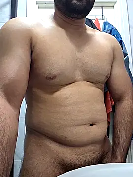 Snapshot of massivecumerr chatting on May 2026 11:44:02 PM massivecumerr online show from May 2026 11:44:02 PM