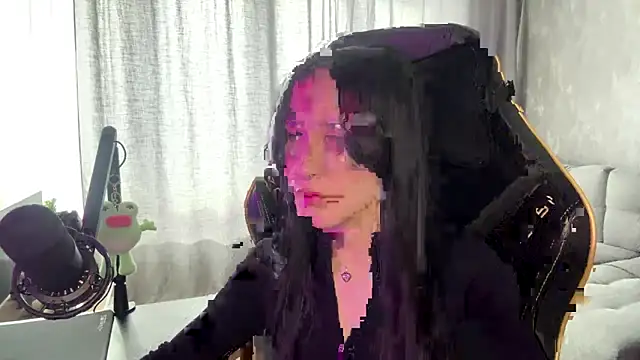 maomauu online show from April 2026 03:20:02 AM