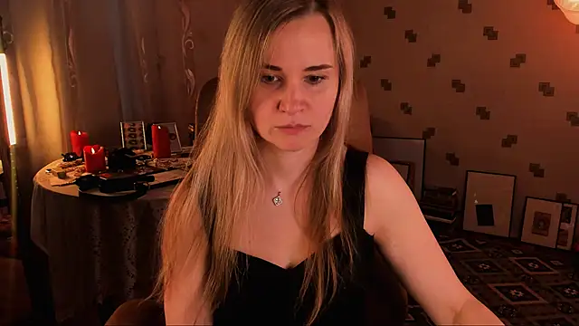 Snapshot of MiaSparkes chatting on June 2026 10:17:02 AM MiaSparkes online show from June 2026 10:17:02 AM