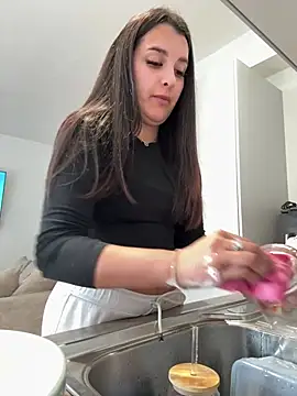 Snapshot of Miavelvetxoxo chatting on April 2026 12:39:01 PM Miavelvetxoxo online show from April 2026 12:39:01 PM