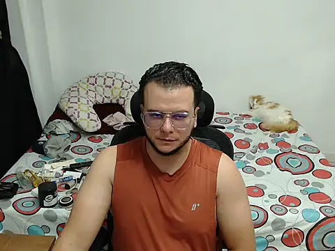 Snapshot of Masterboy00 chatting on April 2026 07:58:02 PM Masterboy00 online show from April 2026 07:58:02 PM