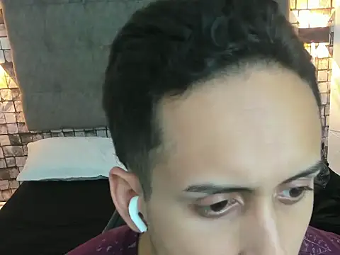 Zack isback online show from April 2026 07:58:02 PM