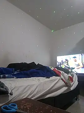 Snapshot of angelplu chatting on April 2026 06:02:01 PM angelplu online show from April 2026 06:02:01 PM