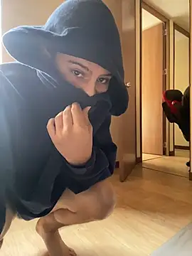 Snapshot of Dirty_deepthroat18 chatting on April 2026 04:12:01 PM Dirty deepthroat18 online show from April 2026 04:12:01 PM