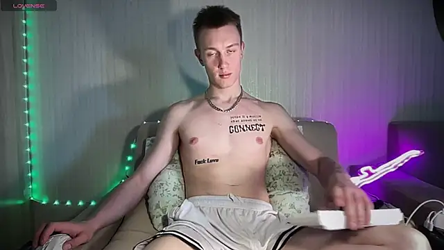 Travis Gracile online show from June 2026 09:01:01 AM